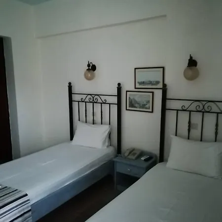 Xenios Zeus 2* أُرانّوبولي